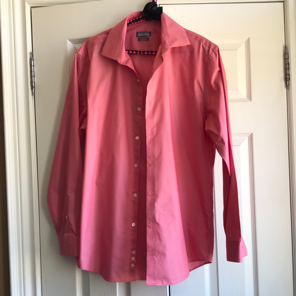Kenneth Cole Reaction Men’s button down shirt